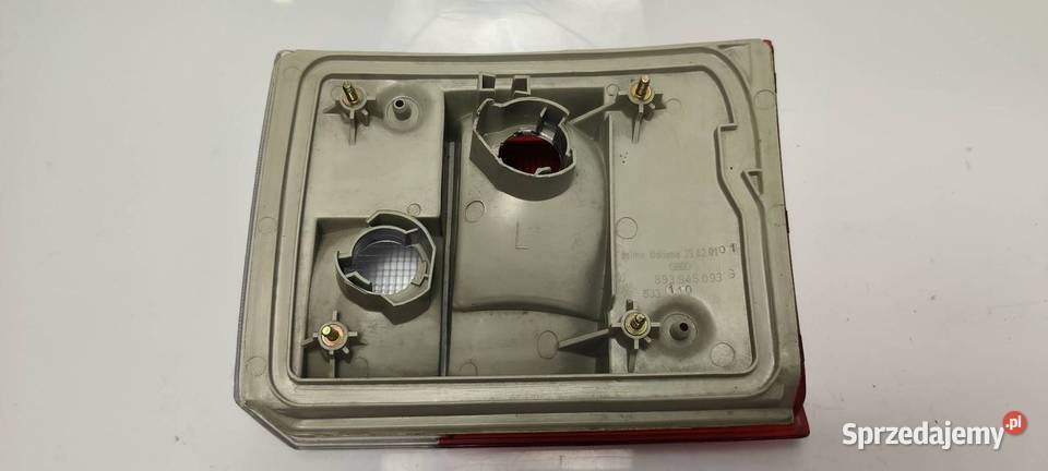 LAMPA LEWA TYŁ AUDI 80 B3 893945093 Lipno