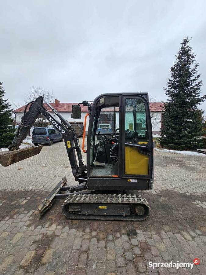 Minikoparka Volvo EC18E 2022 450 mtg rozsuwane Częstochowa