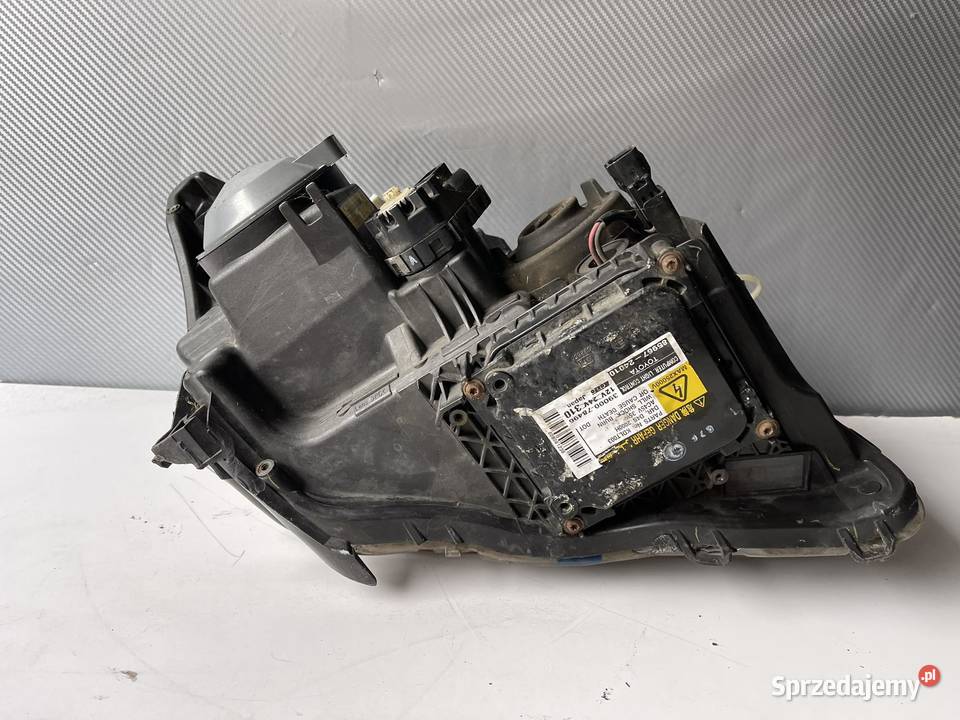 TOYOTA AVENSIS T25 LIFT LEWA LAMPA XENON lewe Ostroróg