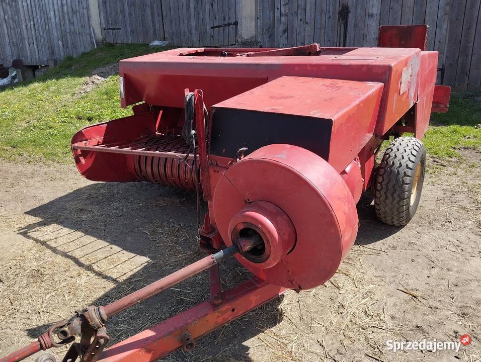 Prasa kostkująca Massey Ferguson 124 MF małopolskie Chodorowa