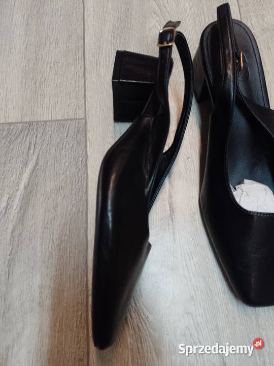 41 Czarne czółenka wieczorowe z odkrytą piętą Kraków