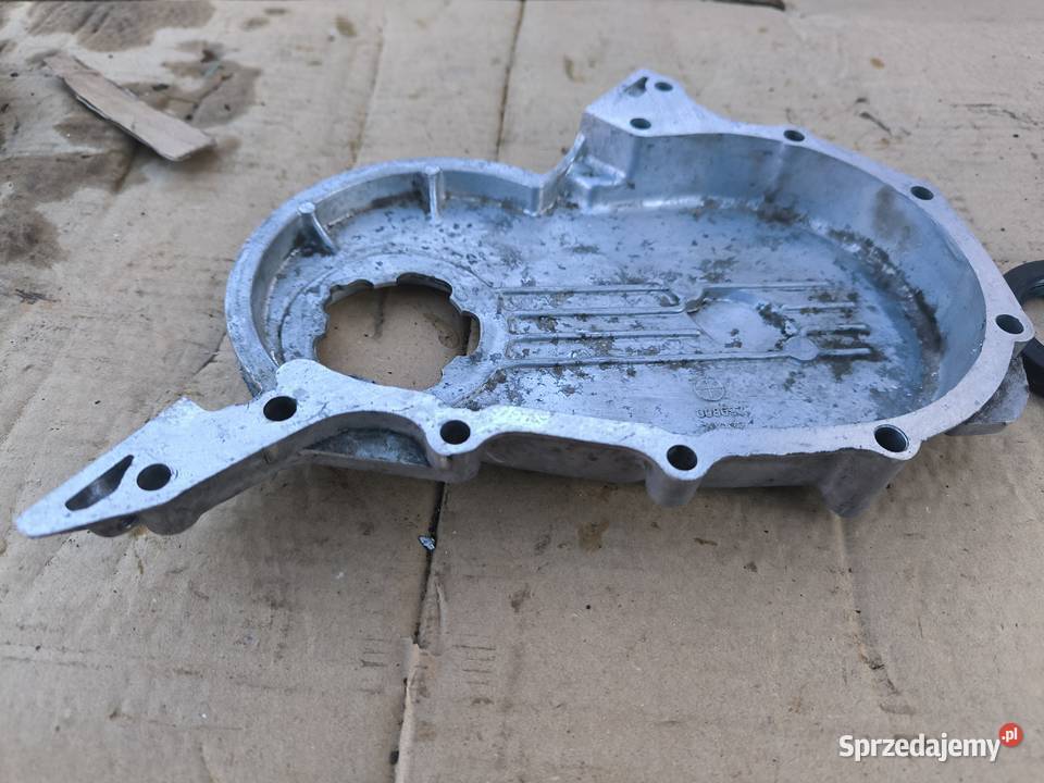 Fiat 125p pokrywa rozrząd osłona