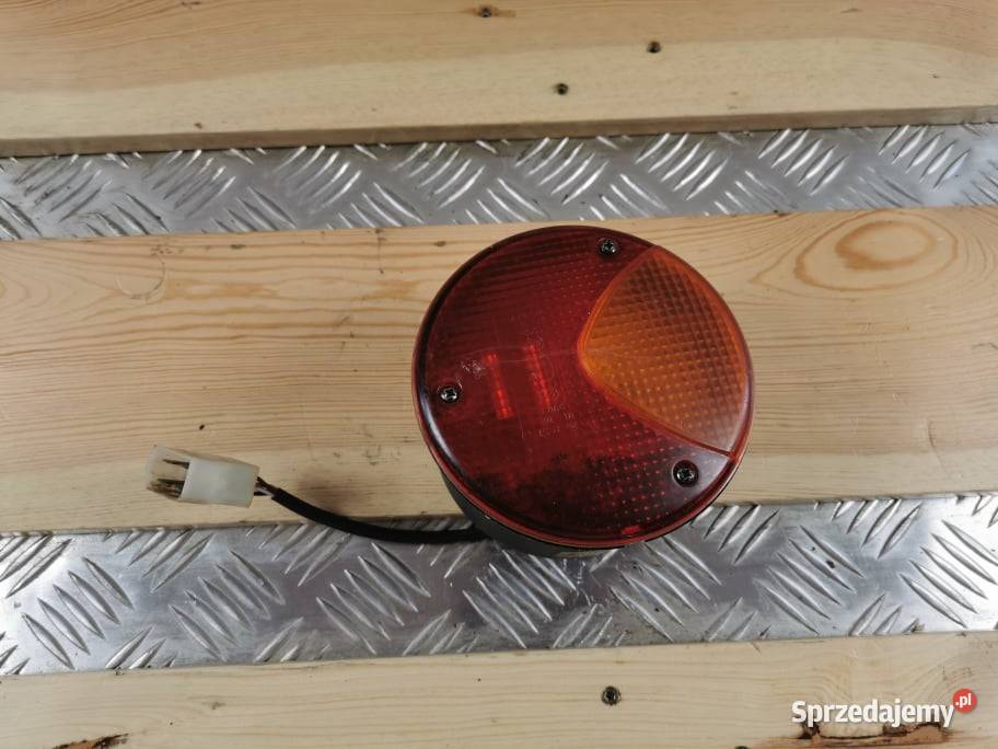 Massey Ferguson 6480 Lampa tylna Wilkowo