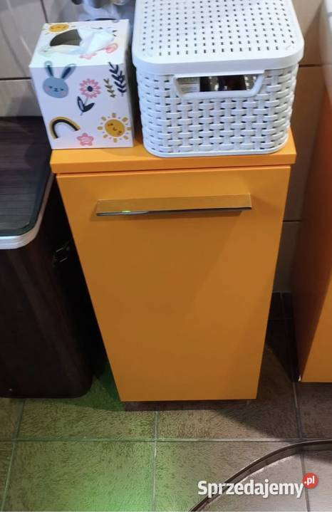 Komplet mebli łazienkowych z umywalką Dankowice