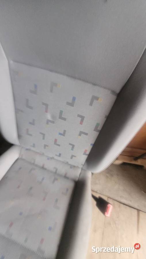 Sprzedam drugi i trzeci rzad foteli wolsvagen t5 Dąbrowa Górnicza sprzedam