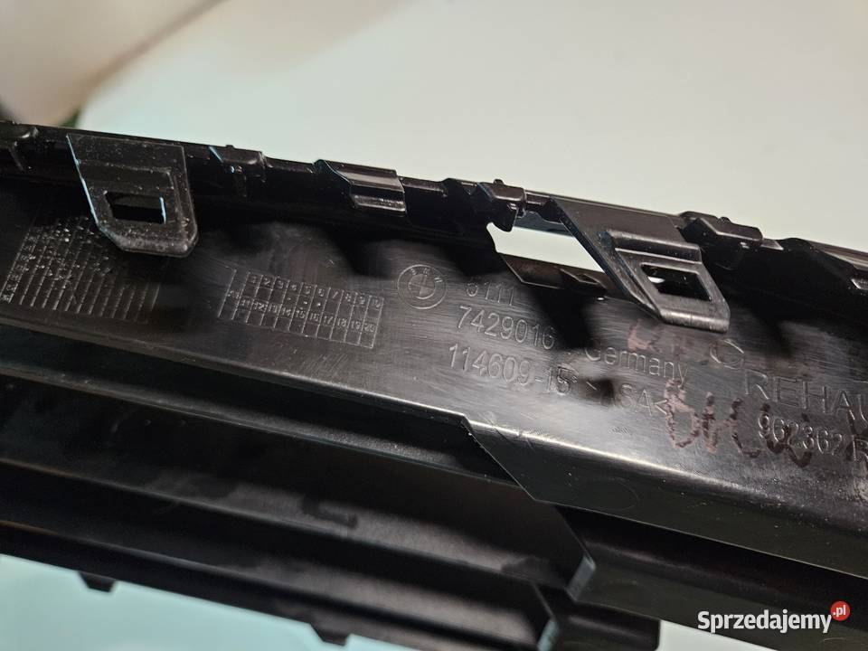 BMW X2 F39 KRATKA PRAWA ZDERZAKA PRZÓD 7429016 osobowe wielkopolskie