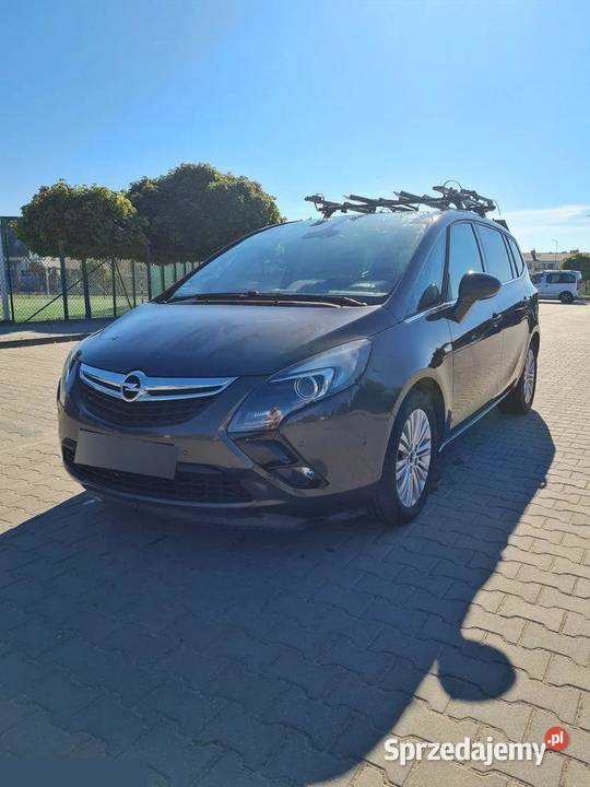 Opel Zafira ecoFLEX 16 diesel 136 2016r manualna Drużyna