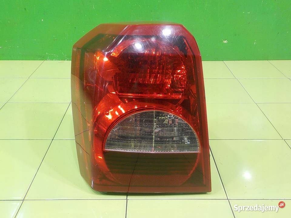 DODGE CALIBER 20 B AUT 06r 5D lampa lewa tyl Suków sprzedam