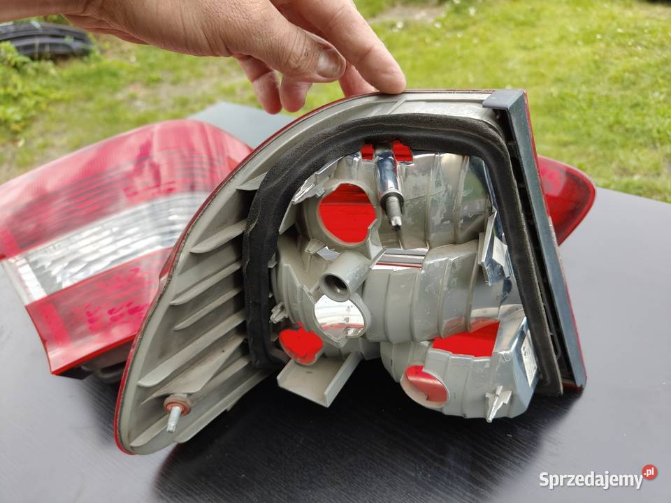 Bmw e46 sedan lampy tylne komplet oryginał Aleksandrów Łódzki sprzedam