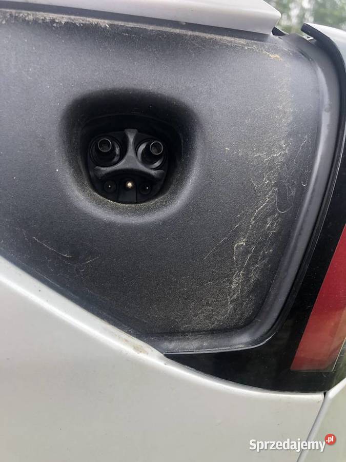 Tesla Model 3 RWD auto prywatne 1cm3 mazowieckie