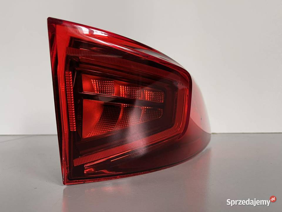 CUPRA FORMENTOR PRAWA LAMPA TYŁ LED 2021 terenowe sprzedam