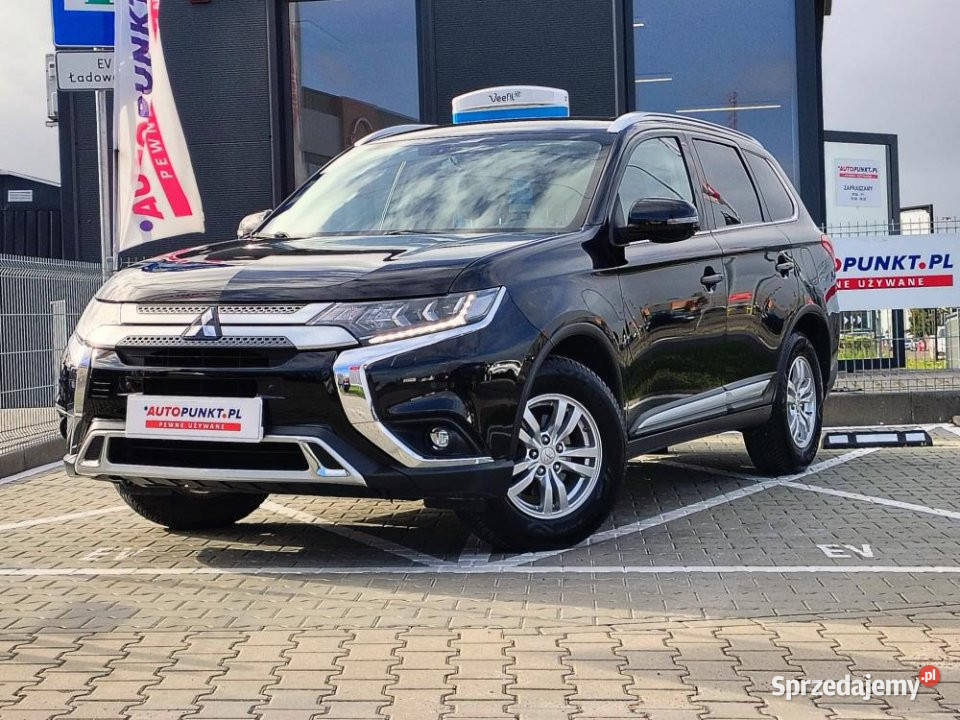 MITSUBISHI Outlander 2018r Salon Niski przebieg sprzedam