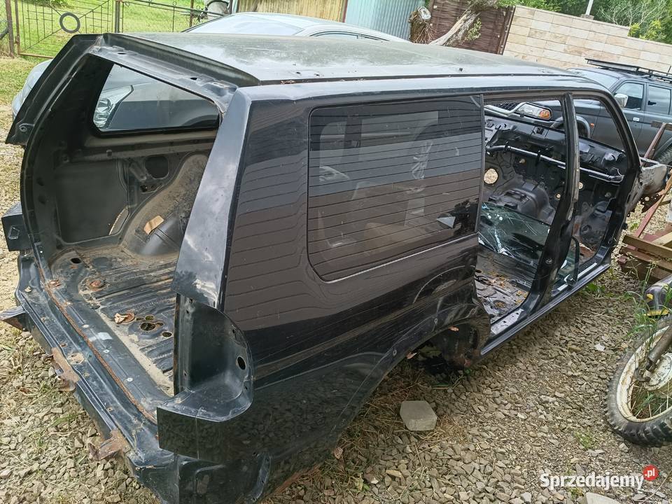 Pajero Sport Buda Części Tapicerki Wnętrze Rok produkcji 2000 Sulistrowa sprzedam