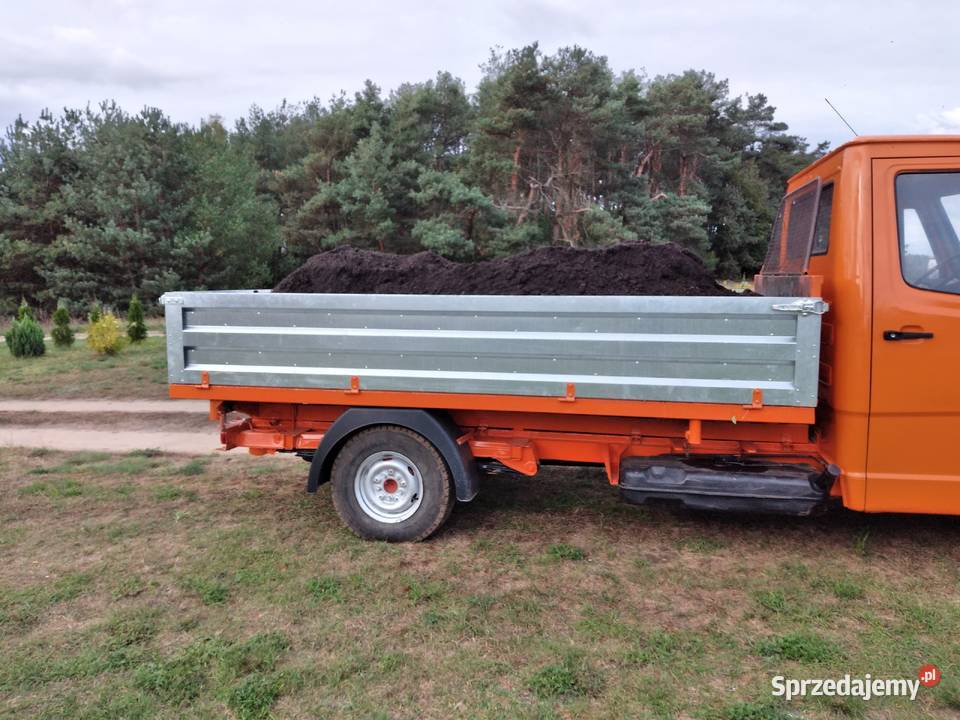 Czarna ziemia Humus Torf Murowana Goślina