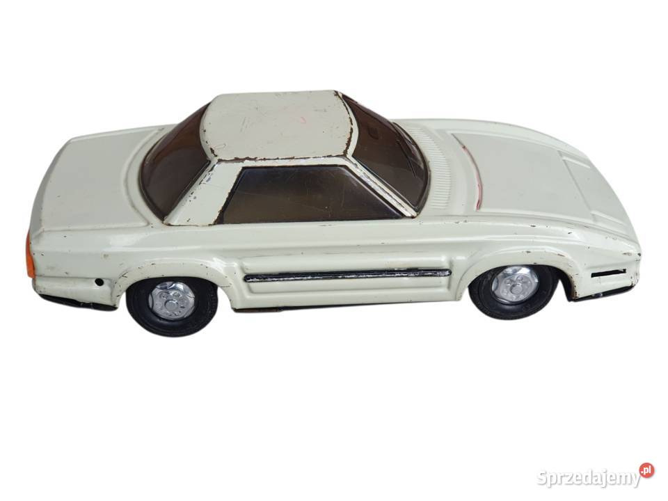 Stara zabawka metalowy blaszany model samochodu