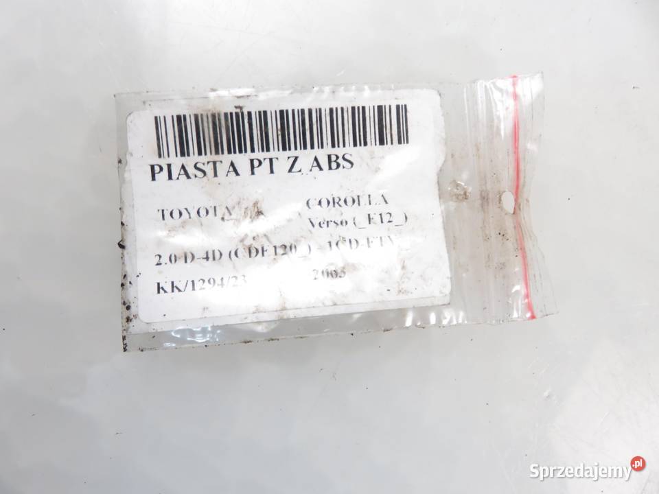 PIASTA TYLNA PRAWA TOYOTA COROLLA Verso 2001