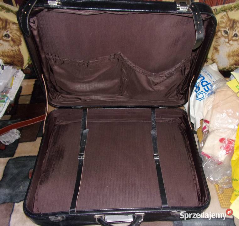 Sprzedam dużą czarną walizkę ze świńskiej skóry małopolskie Kraków