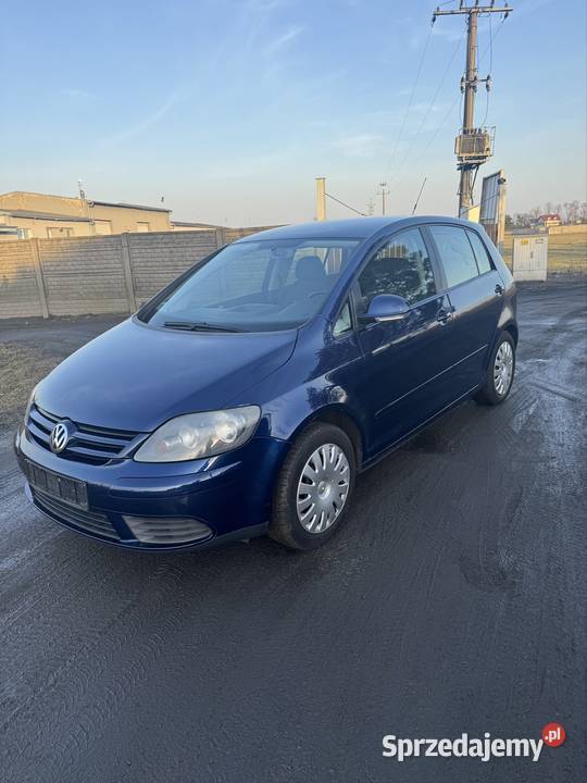 Sprzedam Golf Plus stan nieuszkodzony sprzedam