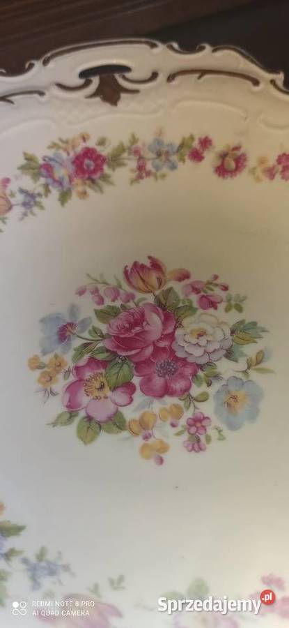 Zloty Kieliszek z białej porcelany Sygnowany M Gdańsk