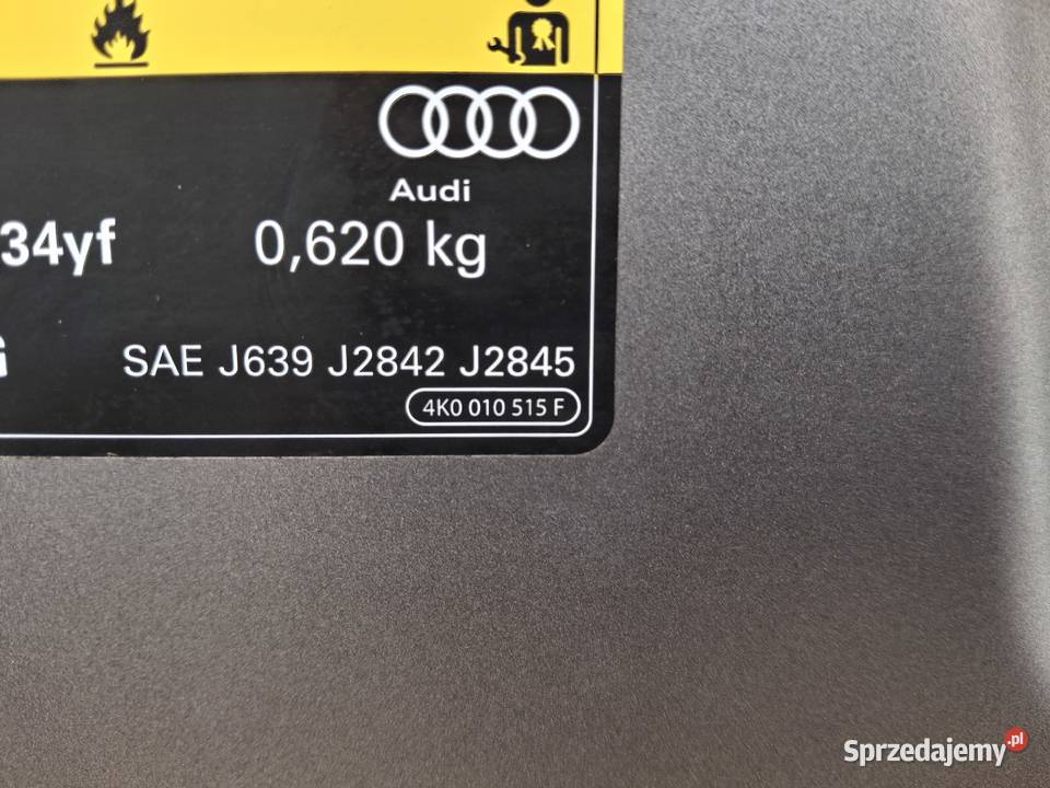AUDI A6 C8 MASKA POKRYWA SILNIKA 4K0010515F Maski Bieleń