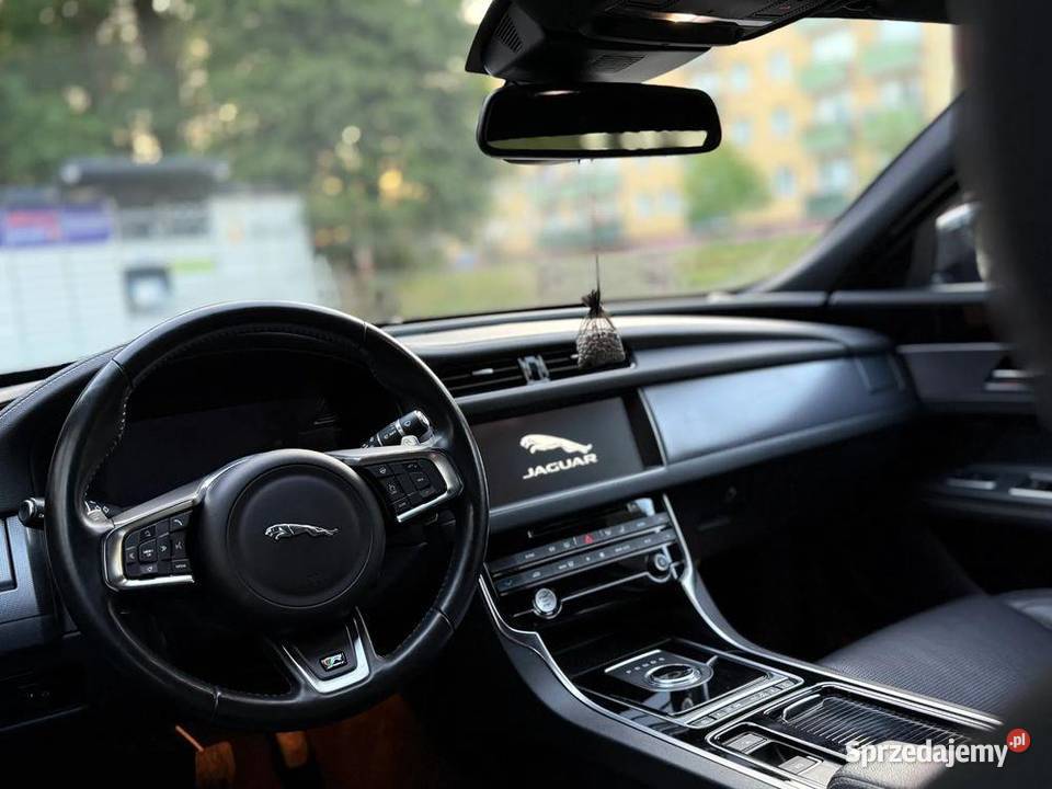 JAGUAR XF 20 14D RSPORT MARKA PREMIUM 2018r czarny Skarszewy sprzedam