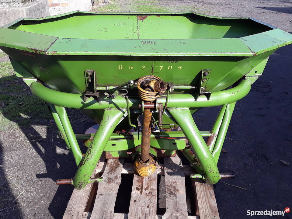 Rozsiewacz nawozu AMAZONE 600l nieuszkodzony Namysłów