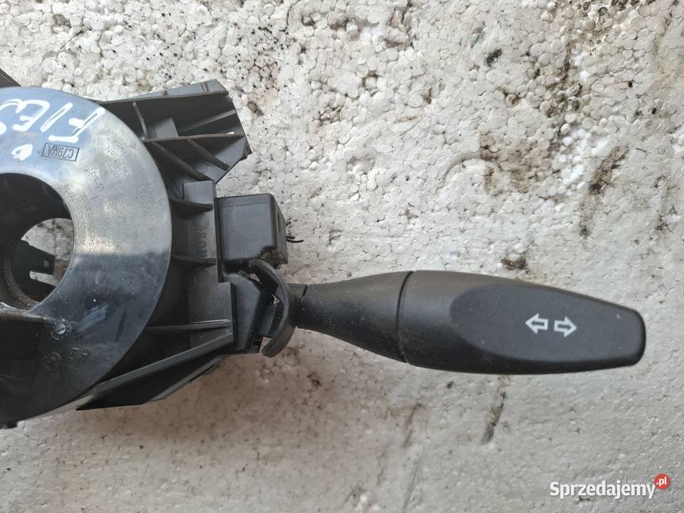 Przełącznik Zespolony Pająk Ford Fiesta 07r osobowe Wisznice