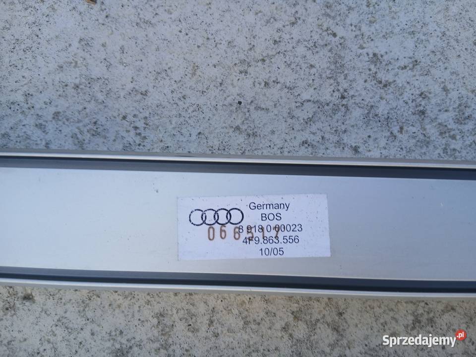 Szyna bagażnika prawa 4F9863556 Audi A6 C6 Avant osobowe
