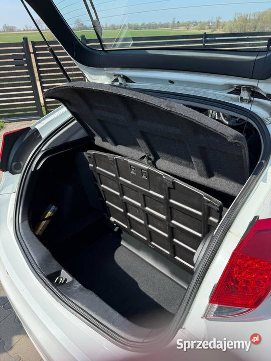 Honda Civic IX 14 benzyna 2012 Rok produkcji 2012 Jasionówka