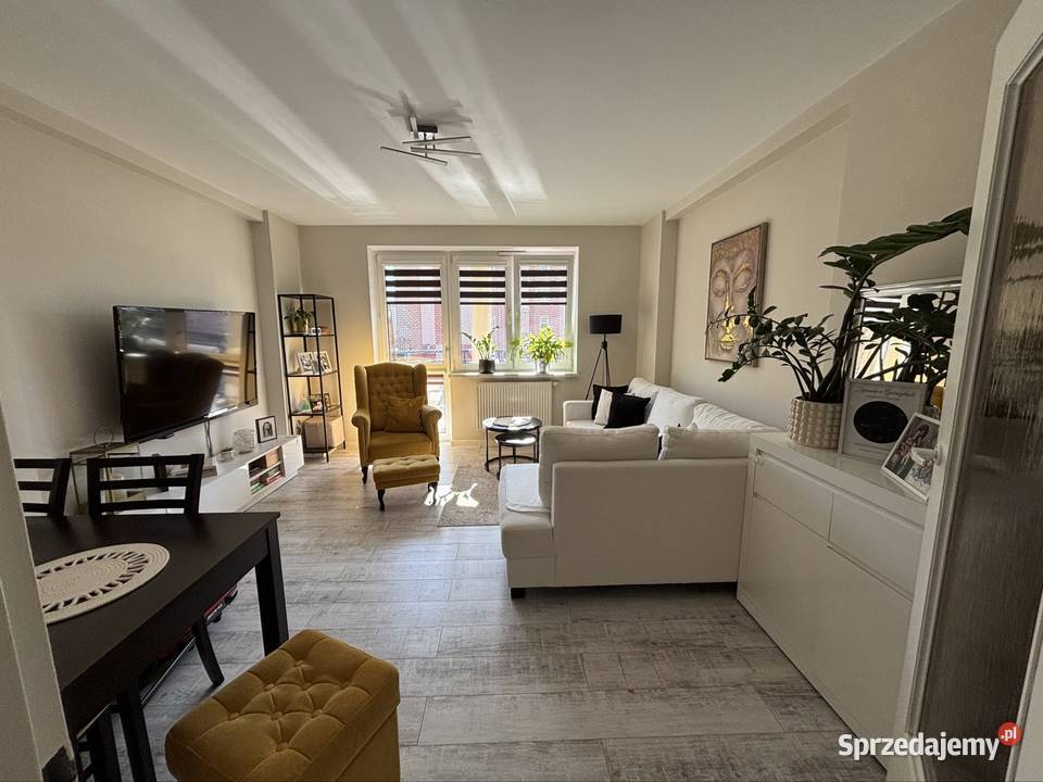 Sprzedam mieszkanie TBS 54 m 2 pokoje Balkon sprzedam