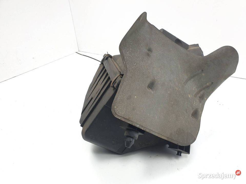 OBUDOWA FILTRA VOLKSWAGEN PASSAT B5 058133837E Lipno