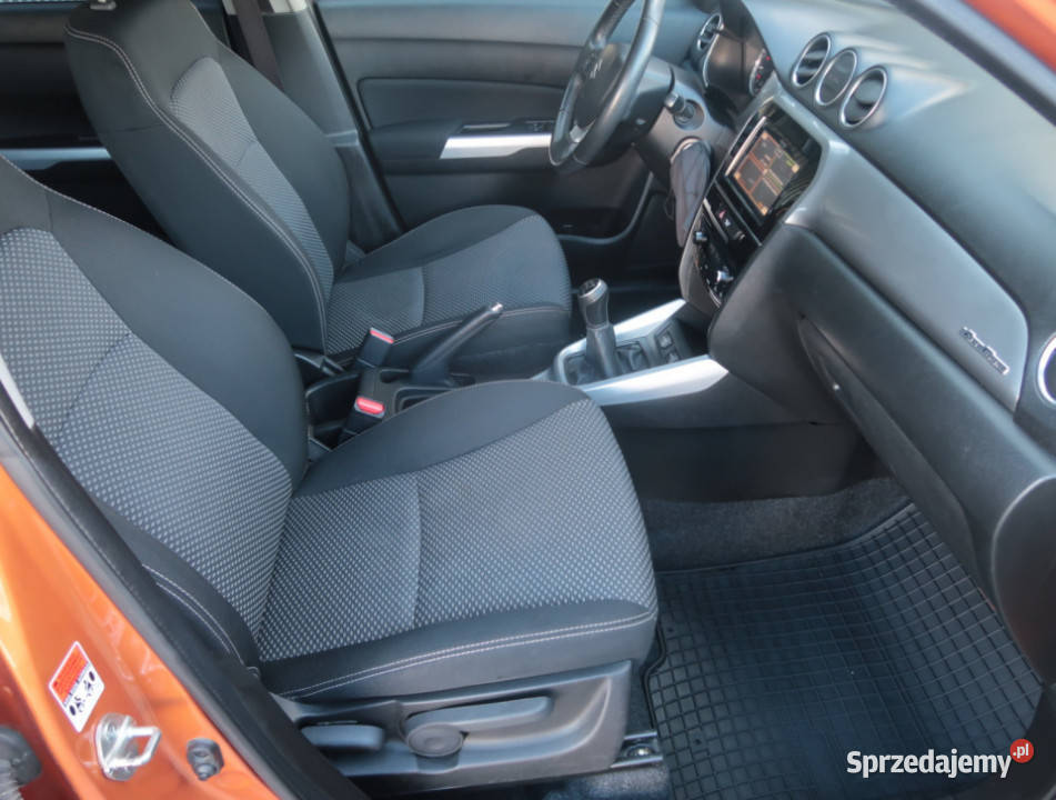 Suzuki Vitara 16 VVT bluetooth Lublin