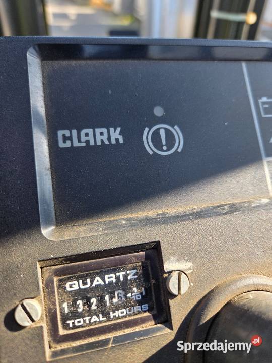 CLARK TM 15 N Elektryczny wózek widłowy czołowy Krotoszyn