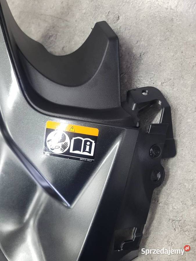 SUZUKI GSX8R GSX 8 R OWIEWKA BOK PLASTIK Nowy Tomyśl