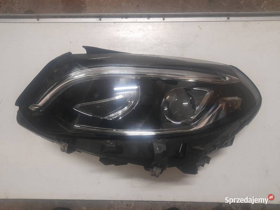 MERCEDES B KLASA W246 LAMPA LEWA PRZÓD PRZEDNIA Raczyn