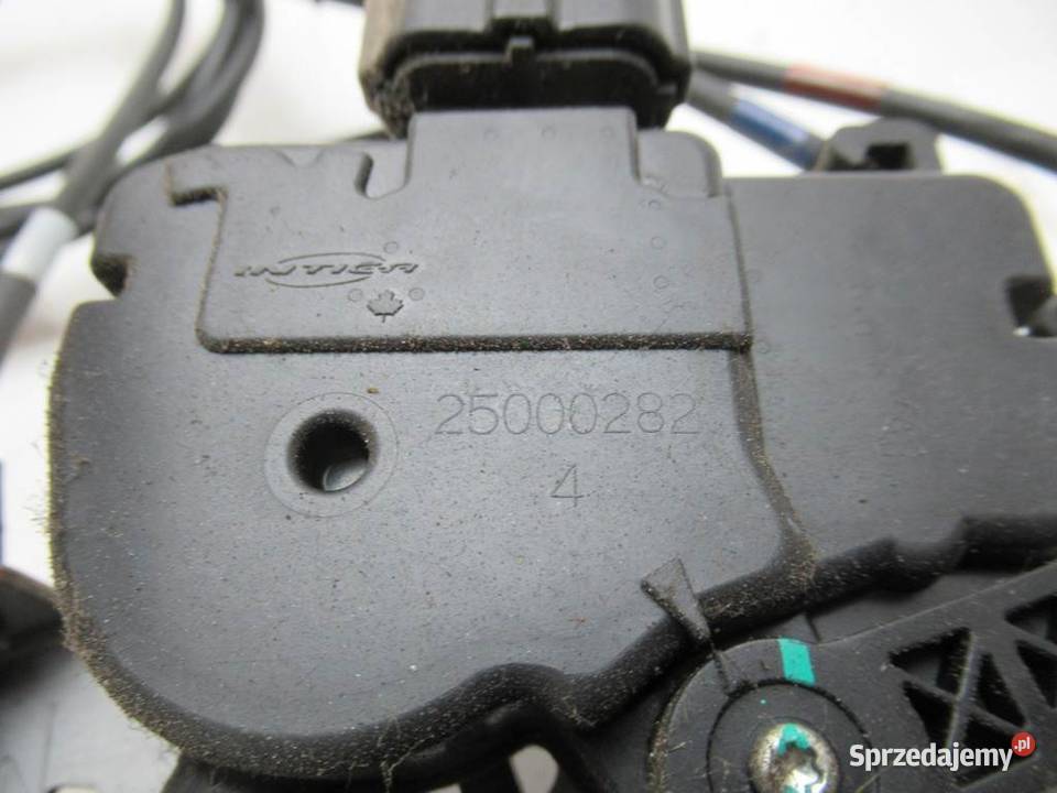 ZAMEK TYŁ PRAWY CHRYSLER VOYAGER IV Van minibus Zamki, wkładki i kluczyki