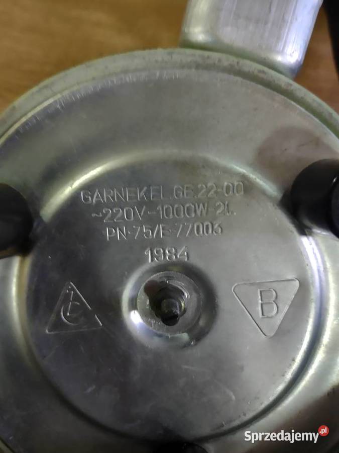 Stary czajnik z PRL garnekel 1000 w 2 l Sosnowiec