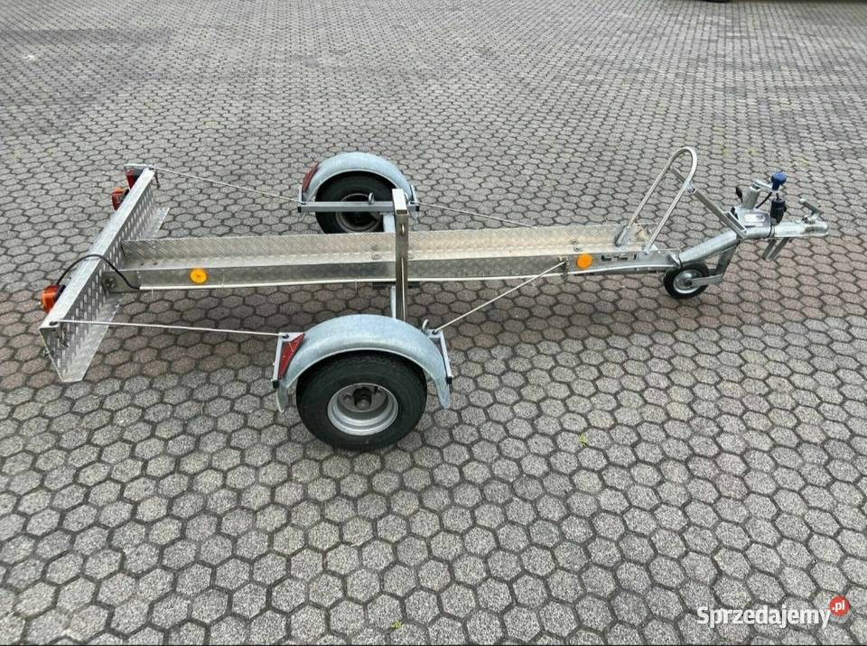 Przyczepa do powodu motocykla 1
