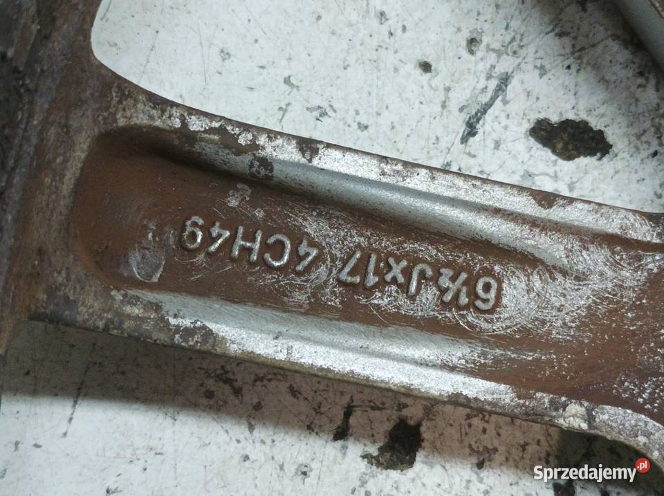 FELGA ALUMINIOWA R17 4X100 ET49 OC65MM 65JX17