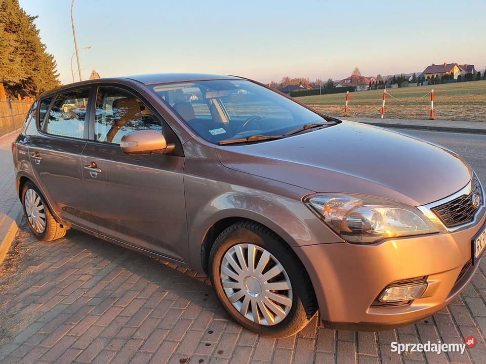 KIA CEED 16L L4 DOHC 16V 2WD 2011 ECODYNAMICS 4/5 Cee'd Krosno