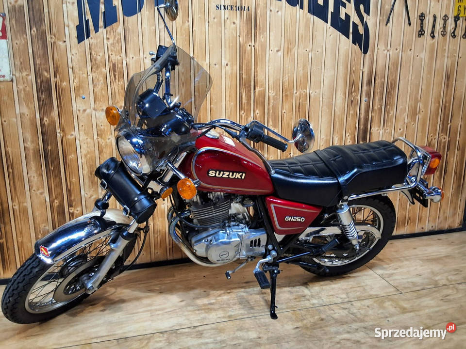 Suzuki GN SUZUKI GN 250 zadbany żywy kolor raty wielkopolskie Stare Miasto sprzedam