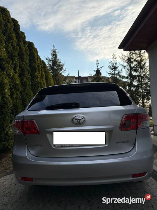 Toyota Avensis 22 D4D 177 Salon Sol Plus Navi Rok produkcji 2009 Golub-Dobrzyń