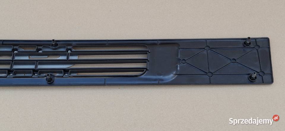 SCANIA TORPEDO GRILL ATRAPA EMBLEMAT LISTWA