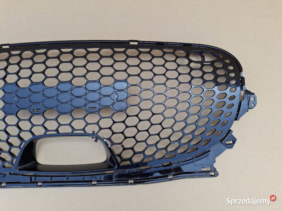 SMART W453 EQ LIFT GRILL ATRAPA KRATKA ZDERZAKA Bieleń