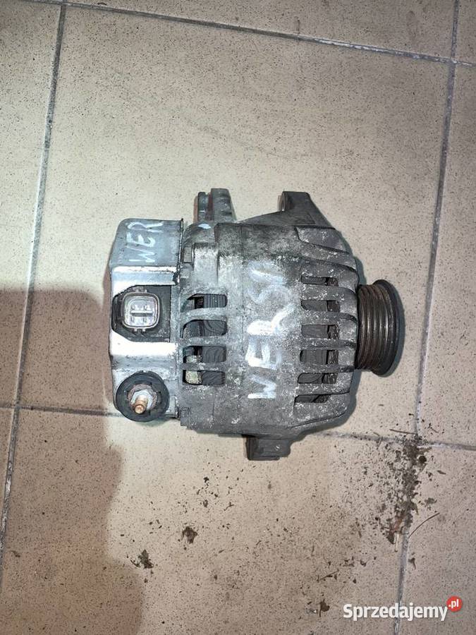 COROLLA VERSO II 18 VVTi ALTERNATOR 270600D170
