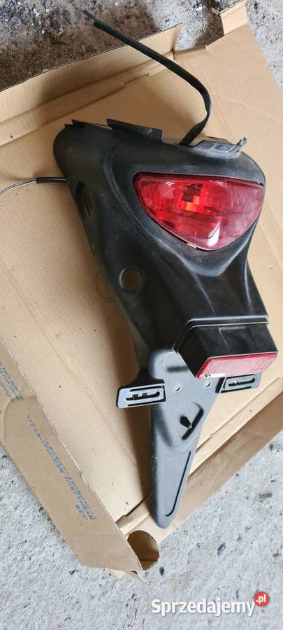 Suzuki gladius svf 650 lampa mocowanie tablicy