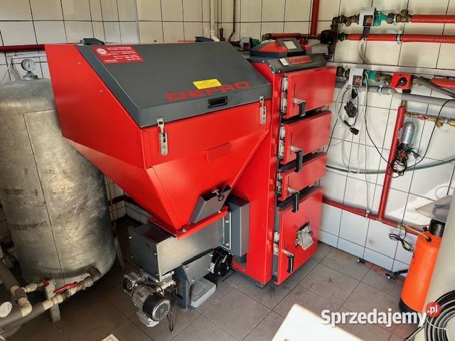 Kocioł Piec DEFRO AKM DUO 19kW podajnik tłokowy Bielawa