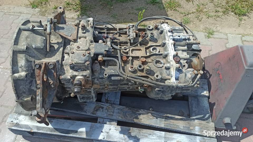 Skrzynia biegów 8 z połówkami Tarnów sprzedam