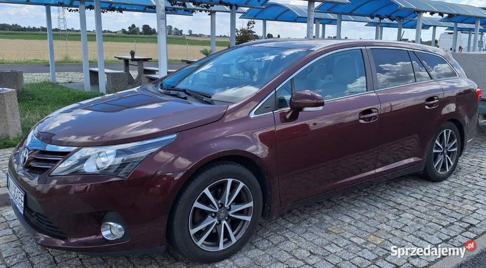 Toyota Avensis serwis ASO 2x koła światła przeciwmgielne Rawa Mazowiecka
