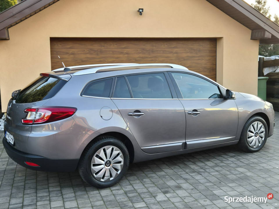 Renault Megane Lift 2014r Bogata BOSE Półskóra 1598cm3 Radom